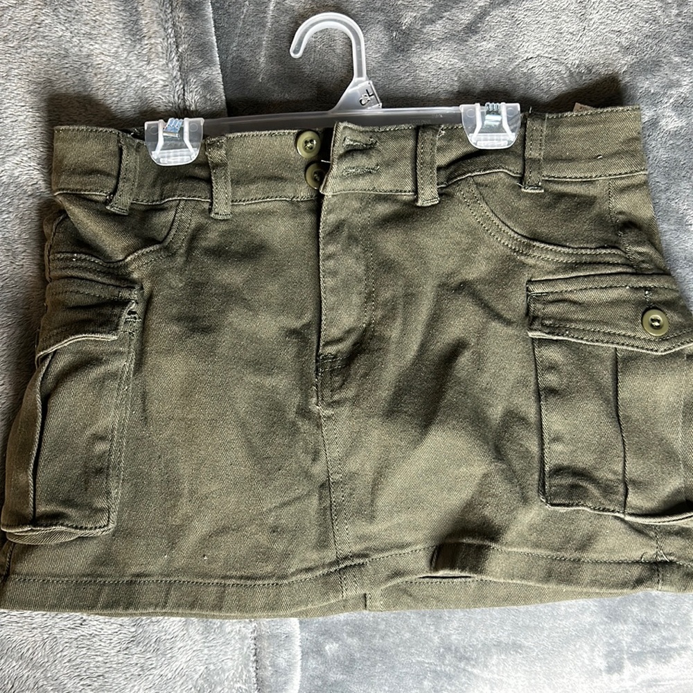 Cargo mini skirt